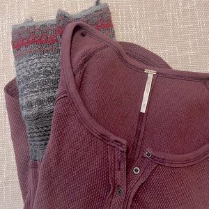 Size S Free People Thermal w/Sleeve Detail